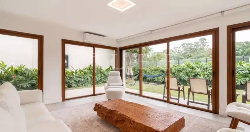 Casa com 5 quartos à venda na Rua Acutiranha, --, Cidade Jardim, São Paulo