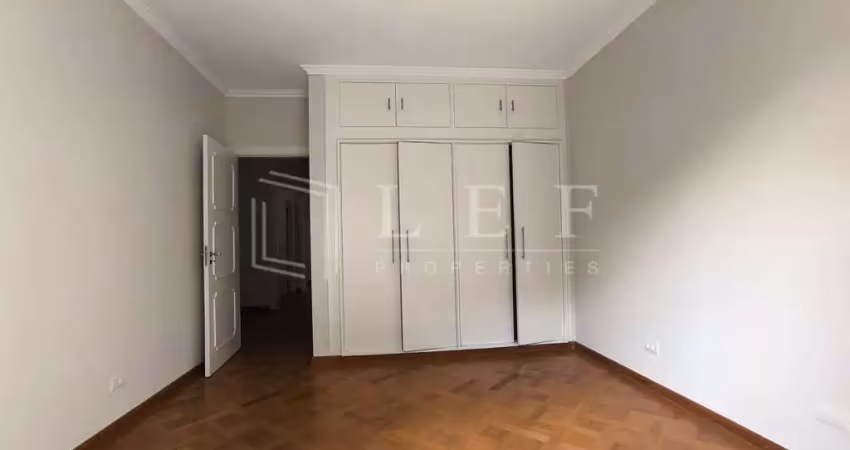 Casa com 4 quartos à venda na Rua Itapirapuã, --, Jardim América, São Paulo