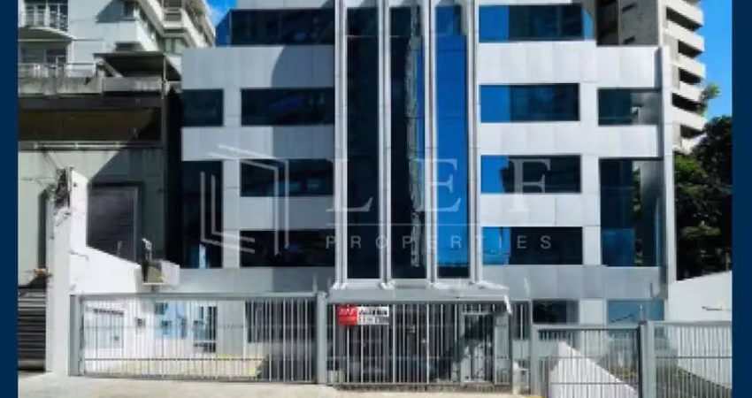 Casa comercial para alugar na Avenida Duquesa de Goiás, --, Real Parque, São Paulo