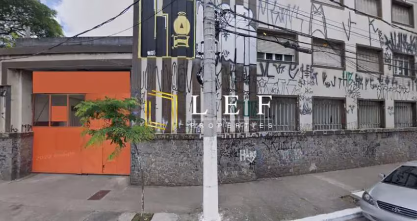 Casa comercial à venda na Rua Clímaco Barbosa, --, Cambuci, São Paulo