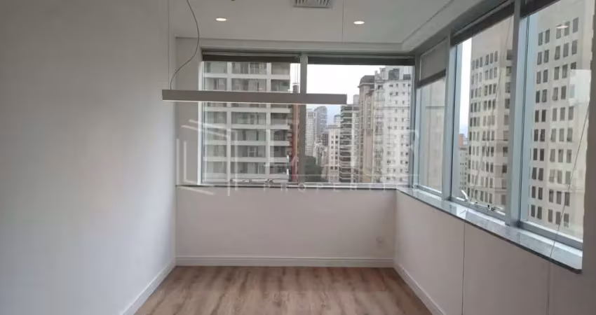 Casa comercial para alugar na Rua Jerônimo da Veiga, --, Jardim Europa, São Paulo