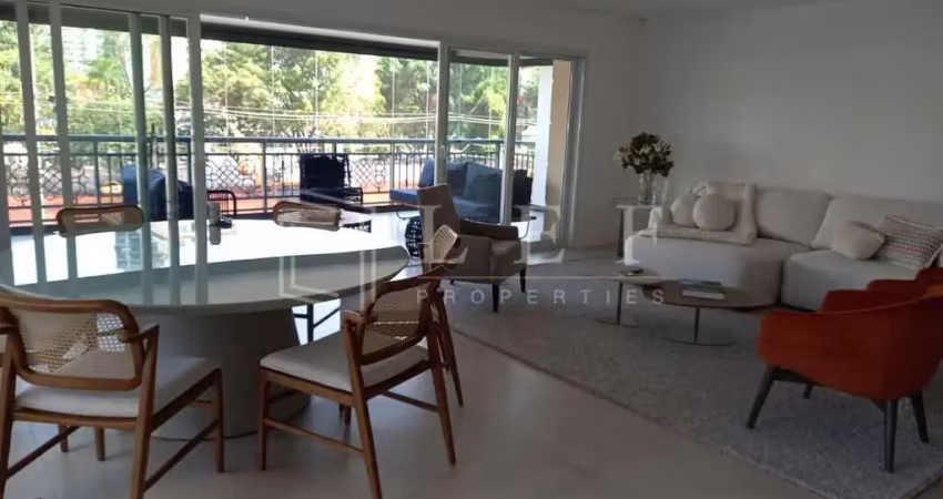 Apartamento com 4 quartos para alugar na Rua das Fiandeiras, --, Vila Olímpia, São Paulo