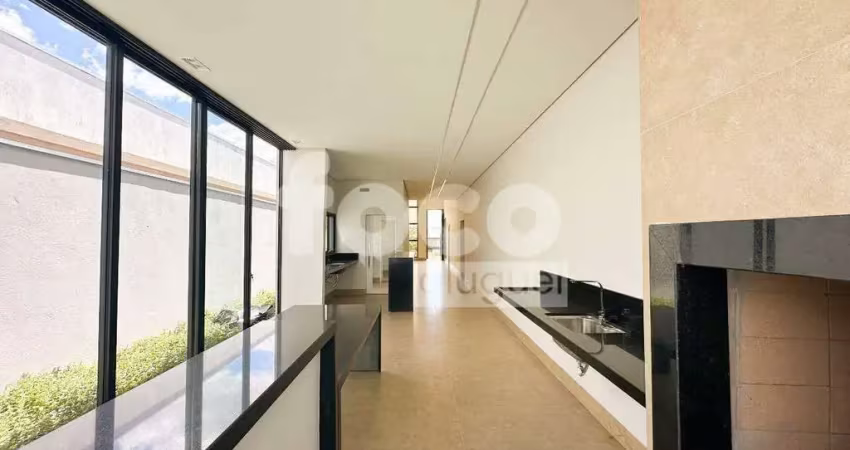 Casa em condomínio fechado com 3 quartos para alugar na Avenida das Copaibas, Gávea, Uberlândia