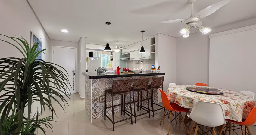Apartamento à venda com 3 quartos próximo à praia da enseada, guarujá.