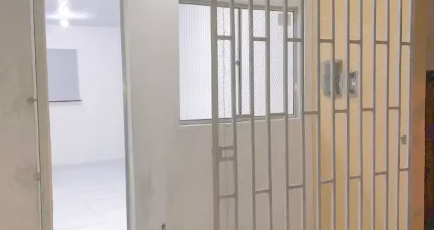 Casa com 2/4 sendo 1 suíte no cond. graciliano park próximo ao shopping pátio