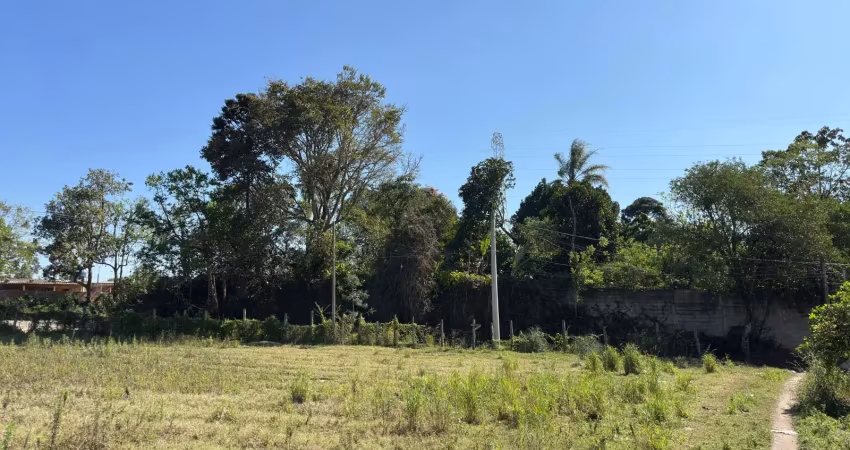 Vende-se terreno com excelente acesso em área rural