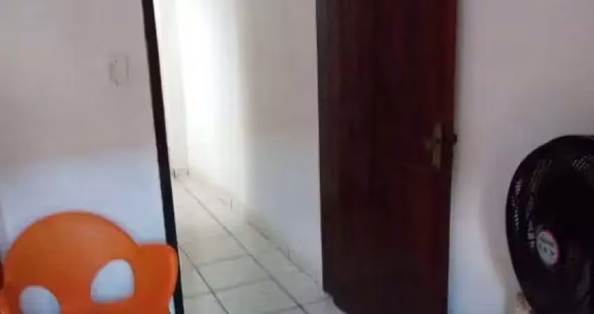 Casa com 2 quartos à venda no Macaúbas, Salvador 