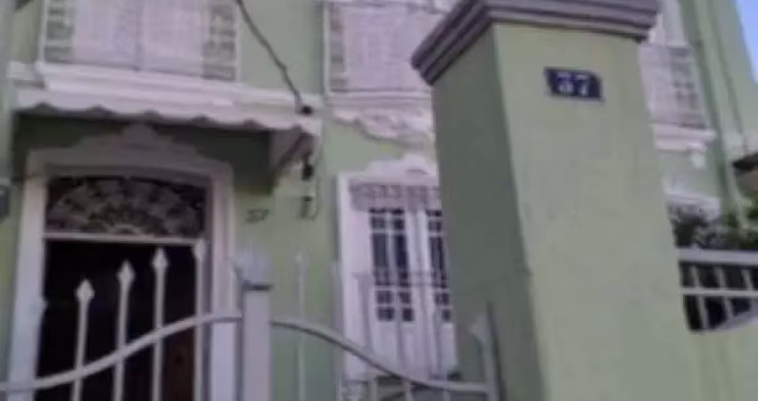 Casa com 7 quartos à venda no Dois de Julho, Salvador 