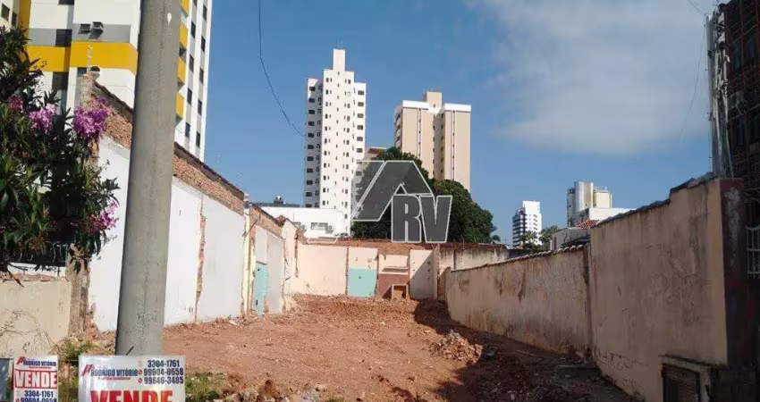 Terreno à venda na Rua Maranhão, Centro, Marília