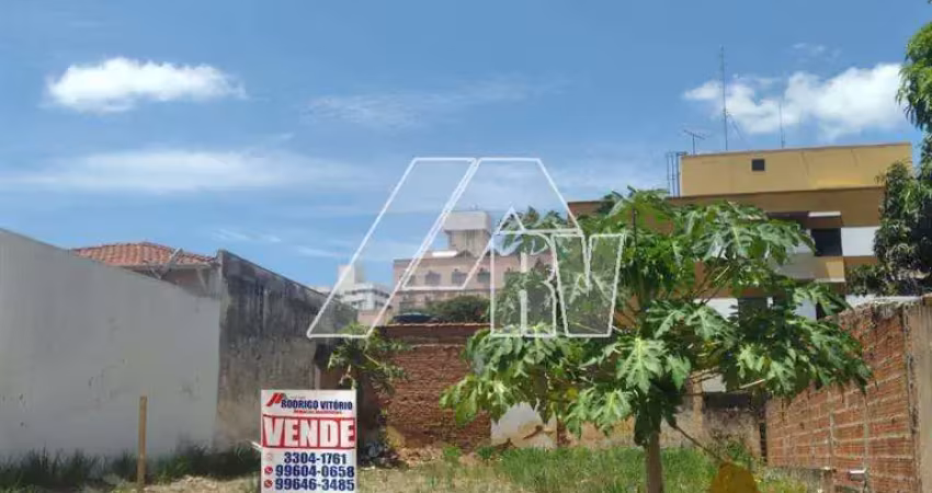Terreno à venda na Rua Maranhão, Barbosa, Marília