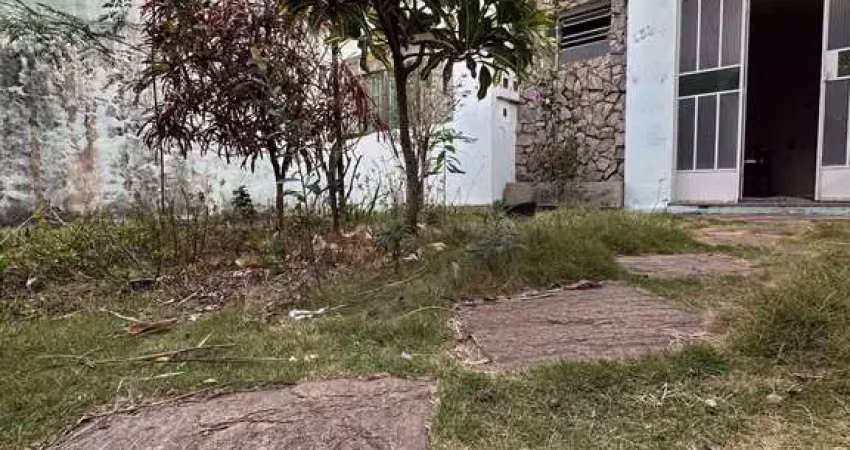 Casa à venda em divinópolis, bom pastor, com 3 quartos, 300m²