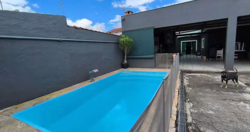 Casa com 2 quartos à venda na Rua José Carlos Ianeczek Júnior, 532, Wanel Ville, Sorocaba
