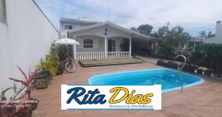 Casa com 4 quartos para alugar no Santa Terezinha, Pontal do Paraná 