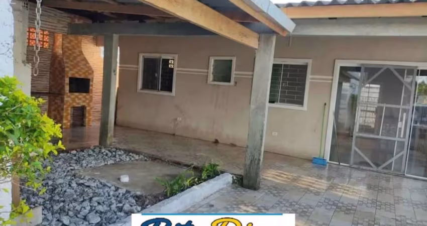 Casa à venda no bairro Balneário Luciane - Pontal do Paraná/PR