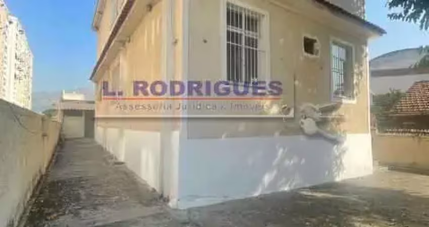 Barracão / Galpão / Depósito para alugar na Rua João Pinheiro, Piedade, Rio de Janeiro