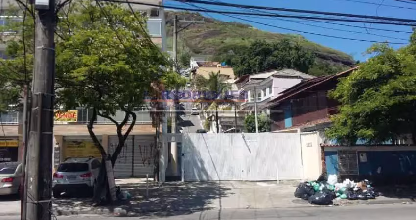 Terreno à venda na Estrada do Rio Grande, Taquara, Rio de Janeiro