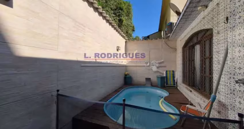 Casa em condomínio fechado com 2 quartos à venda na Rua Retiro dos Artistas, Pechincha, Rio de Janeiro