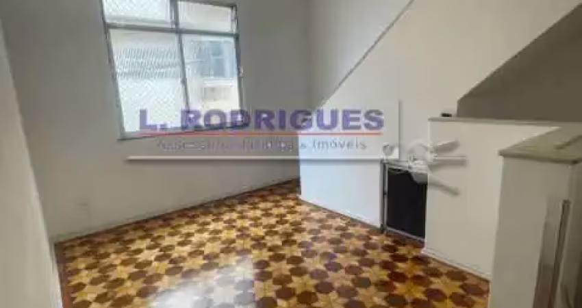 Apartamento com 3 quartos para alugar na Rua Guaramiranga, Quintino Bocaiúva, Rio de Janeiro