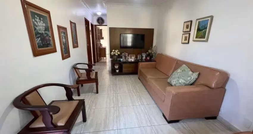 Casa condomínio e linear - 3 quartos - vaga garagem 3 carros