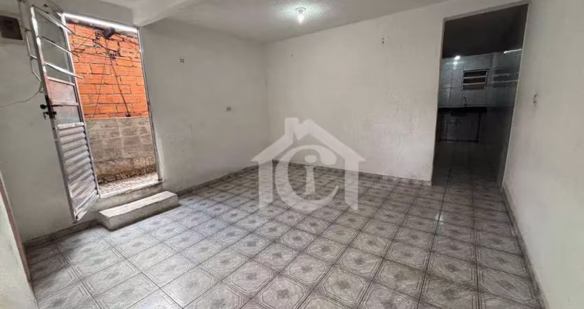 Casa com bom espaço interno à venda por r$ 160.000 na zona sul de são paulo,