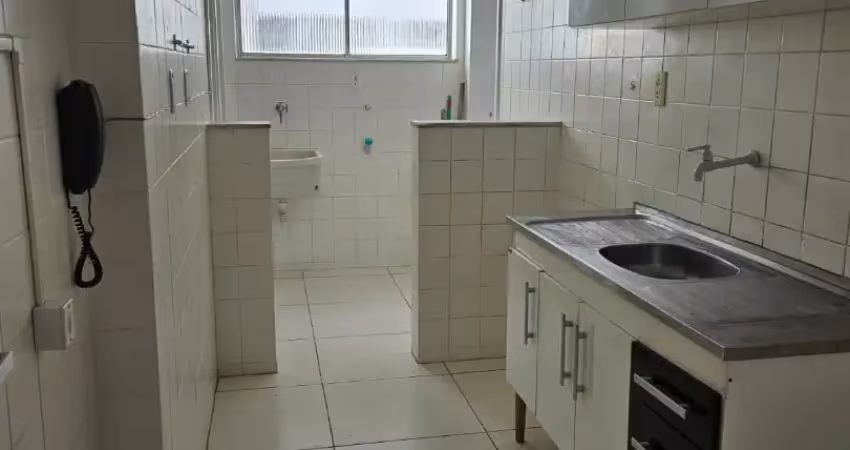Apartamento com total infraestrutura em ótima localização paralela.