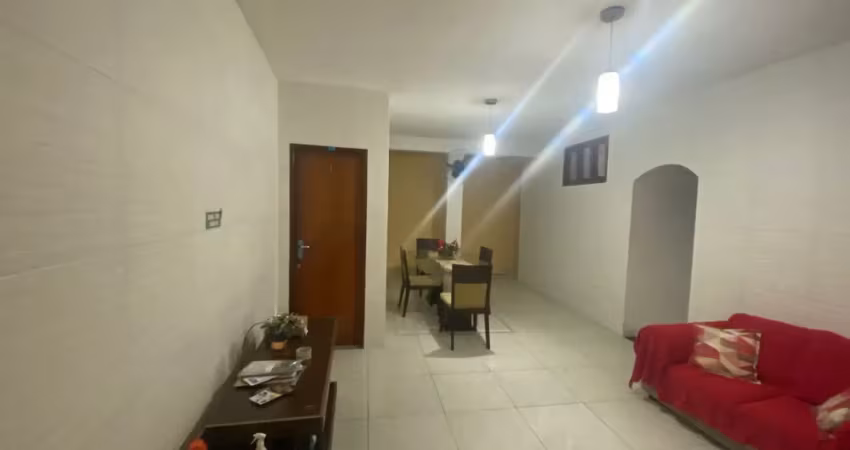 Casa comercial para locação em ótima localização com 9 quartos e 9 suítes