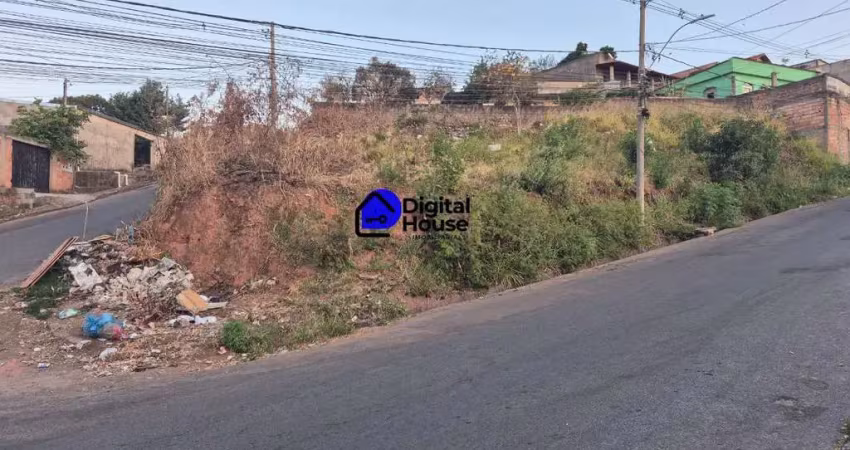 Terreno à venda na Topázio, 326, Novo Horizonte, Ibirité