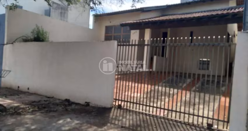 Casa com 3 quartos à venda na Rua René Descartes, 235, Maringá, Londrina