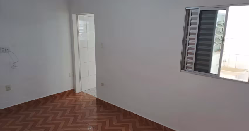 Casa térrea para locação 1 dormitório área de serviço em vila alpina - sp