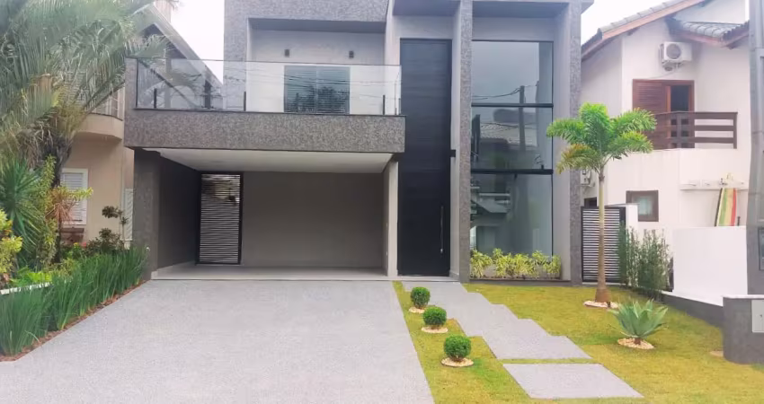 Um magnífico sobrado de 187m² a venda  no condomínio três marias, em peruíbe. com 4 quartos