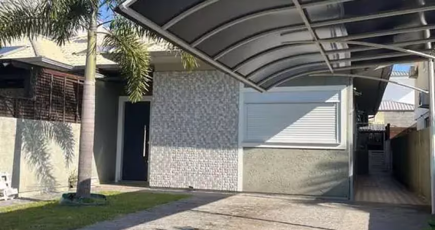 Casa com 3 quartos à venda na Rua do Ipê da Várzea, 80, Cachoeira do Bom Jesus, Florianópolis