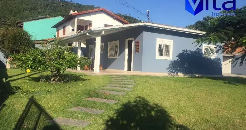 Casa com 3 quartos para alugar na Travessa Porto dos Navegantes, 290, Cachoeira do Bom Jesus, Florianópolis