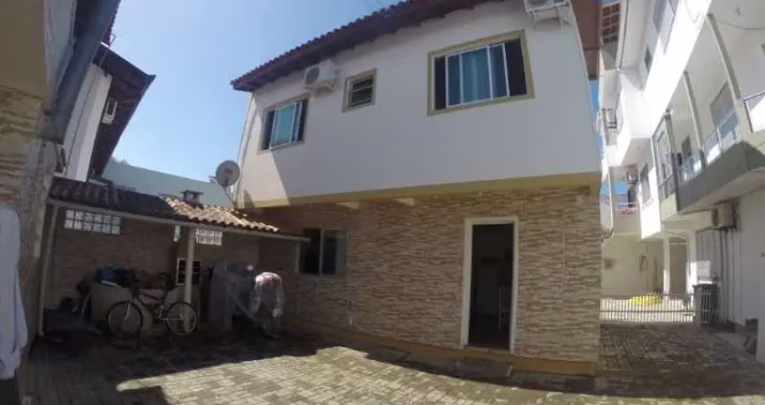 Apartamento com 2 quartos para alugar na Rua Olegário Pereira, Cachoeira do Bom Jesus, Florianópolis