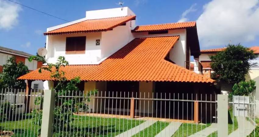 Casa com 4 quartos para alugar na Rua Berta Lutz, Cachoeira do Bom Jesus, Florianópolis