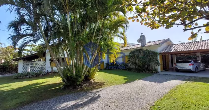 Casa em condomínio fechado com 3 quartos para alugar na Avenida Luiz Boiteux Piazza, 3860, Cachoeira do Bom Jesus, Florianópolis