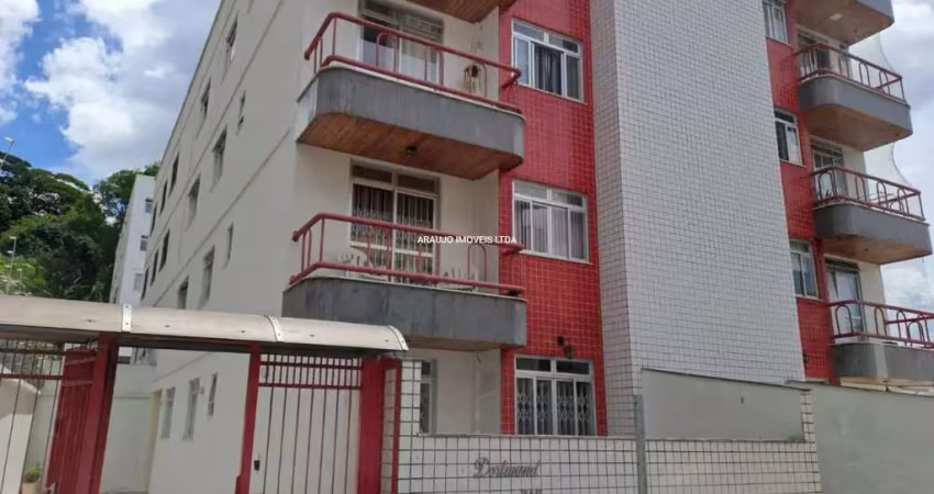 Apartamento com 3 quartos para alugar na Santos Sumont, 718, Granbery, Juiz de Fora