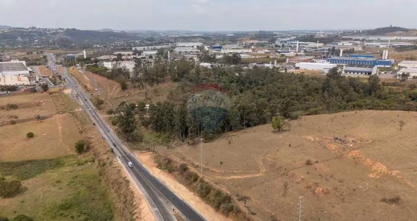 Terreno no distrito industrial de vinhedo com 21.517 m² por r$ 5.150.000,00