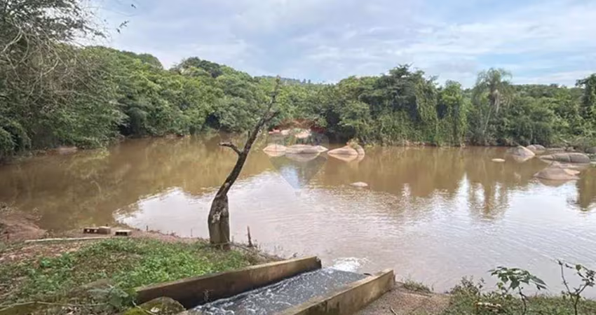 Chácara / sítio com 1 quarto à venda na Estrada Municipal, sn, Brumado, Amparo