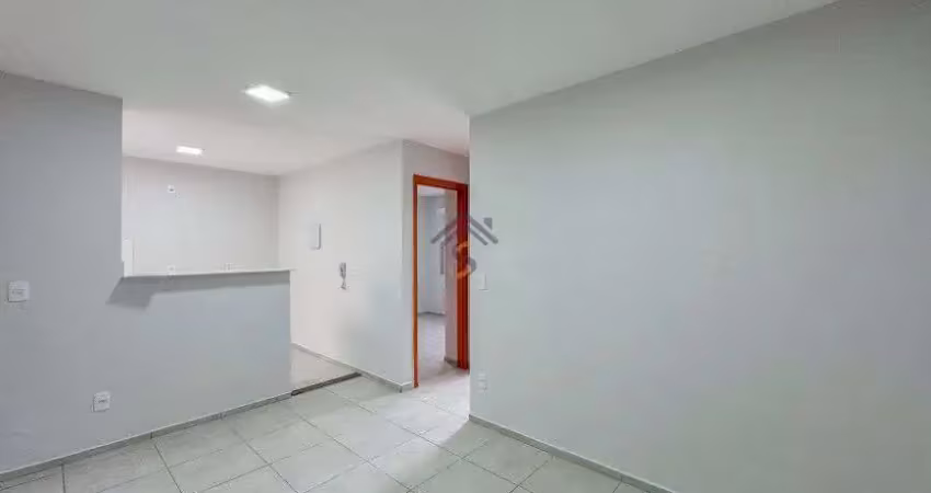 Apartamento térreo com varanda e 2 quartos à venda no condomínio gran jardim