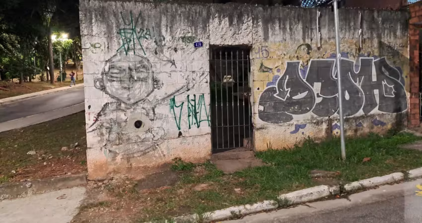 Terreno com casa antiga ao lado da futura esta do metro freguesia do o