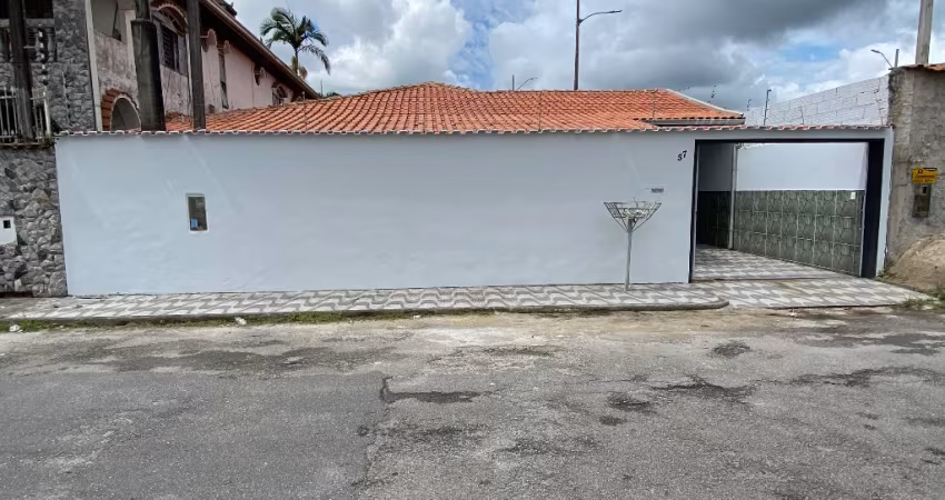 Ótimo imóvel com excelente espaço