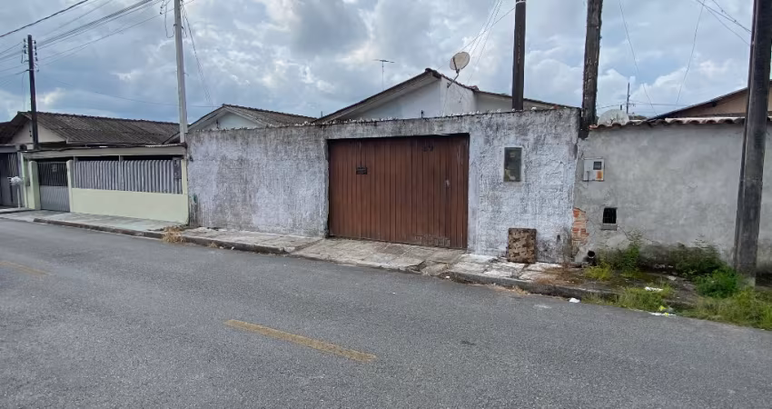 Casa com escritura e mobiliada.