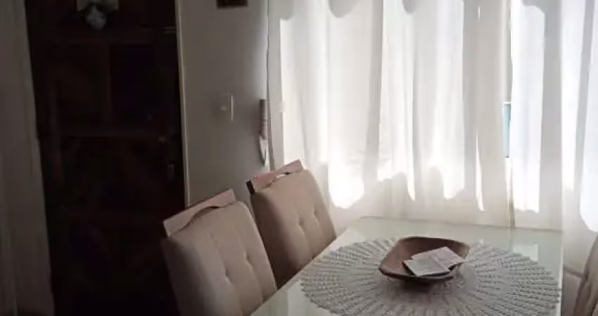 ÓTIMO APARTAMENTO NO JD ADRIANA