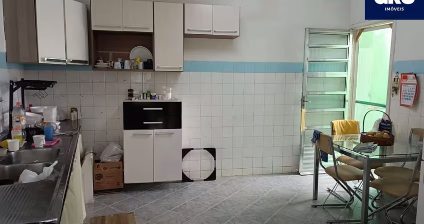 CASA TÉRREA ANTIGA NO JD EUSONIA