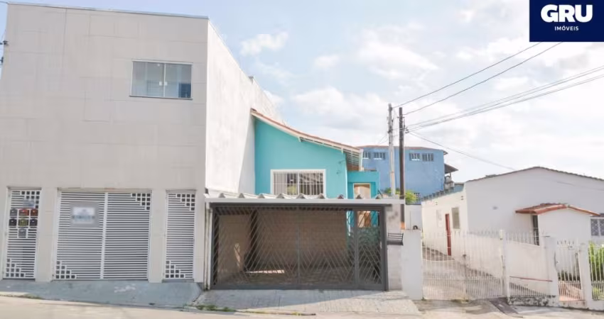 Ótima Casa Térrea no Pq Santo Antonio