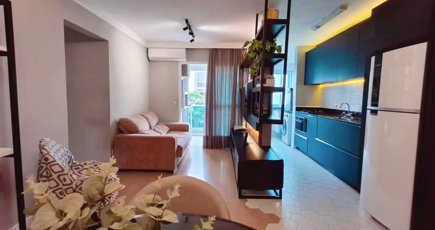 Apartamento semi mobiliado em home club completo no bairro floresta