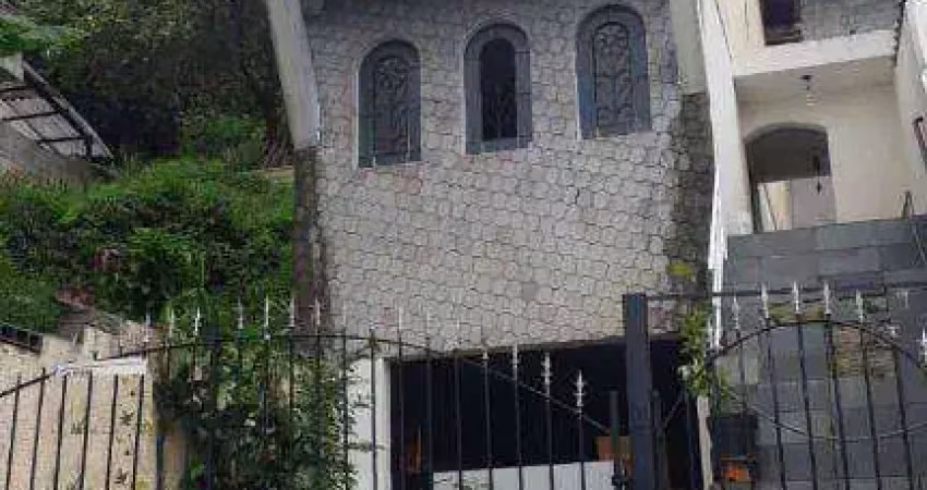 Casa com 2 quartos à venda na Rua Ruth, Jaraguá, São Paulo