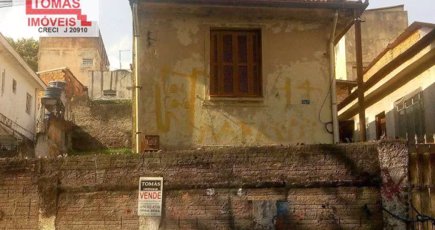 Terreno com  257 m², sendo 10,5 de frente por 25 de comprimento de ambos os lados