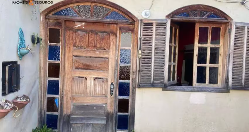 Casa com 3 quartos à venda na Rua Fogo-apagou, Goiânia, Belo Horizonte