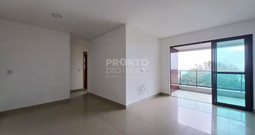 Apartamento com excelente localização em candeias com vista para o mar